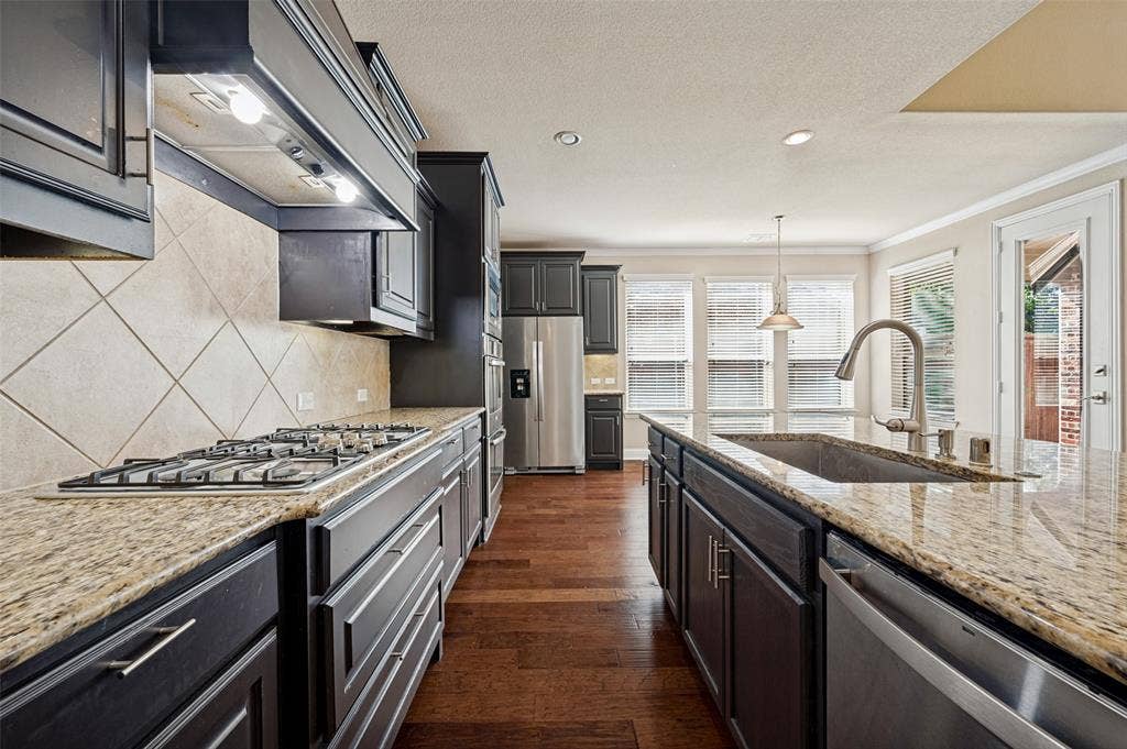 10365 Perkins Lane, Frisco, TX 75035 10365 Perkins Lane, Frisco, TX 75035