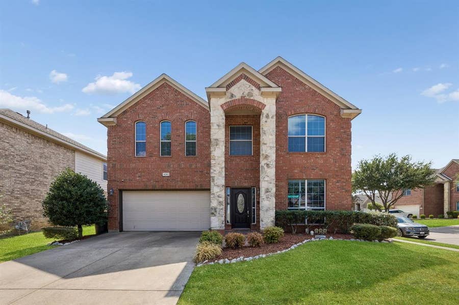 Property photo for 4361 Mountain Crest Drive, Fort Worth, TX