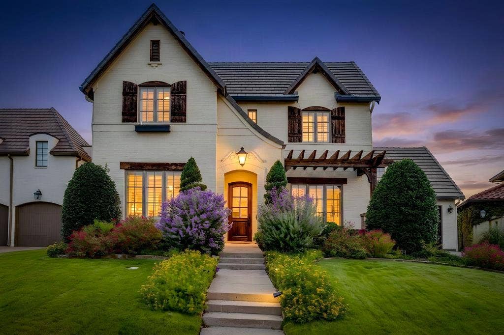 4525 Marbella Circle, Fort Worth, TX 76126