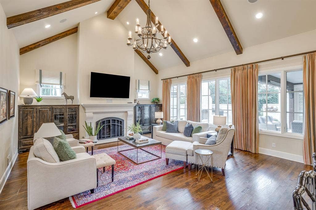 4525 Marbella Circle, Fort Worth, TX 76126