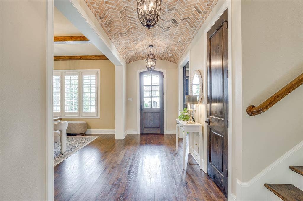 4525 Marbella Circle, Fort Worth, TX 76126