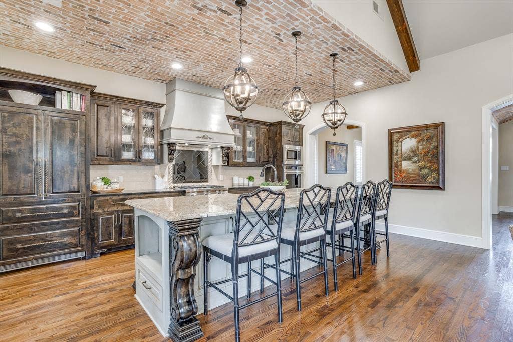 4525 Marbella Circle, Fort Worth, TX 76126