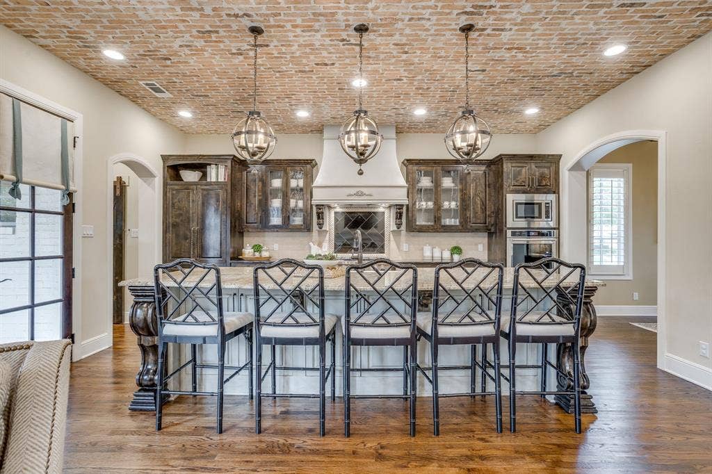 4525 Marbella Circle, Fort Worth, TX 76126