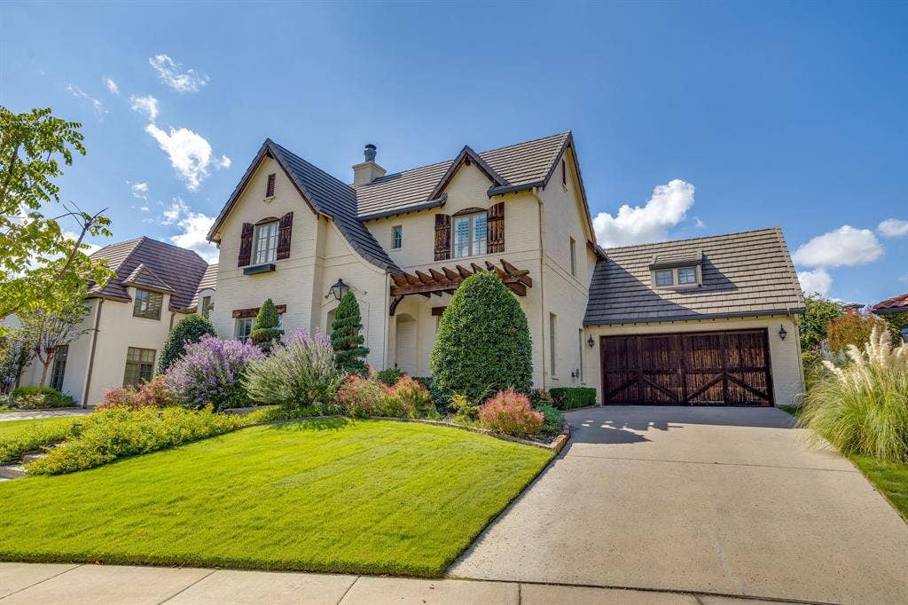 4525 Marbella Circle, Fort Worth, TX 76126