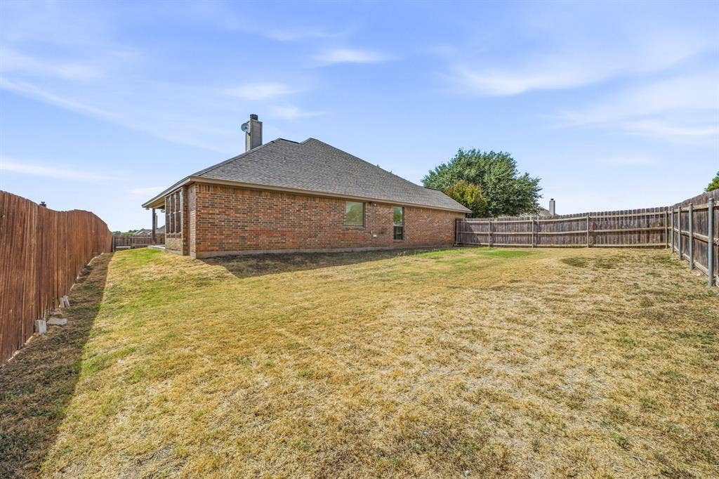 914 Winding Road, Granbury, TX 76049 914 Winding Road, Granbury, TX 76049