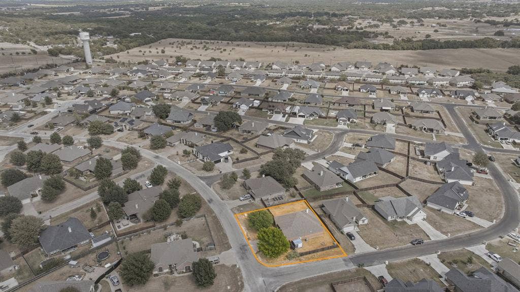 914 Winding Road, Granbury, TX 76049 914 Winding Road, Granbury, TX 76049
