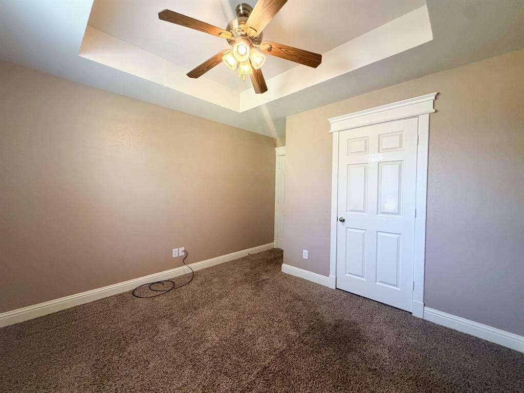 163 Highland Drive, Ennis, TX 75119 163 Highland Drive, Ennis, TX 75119