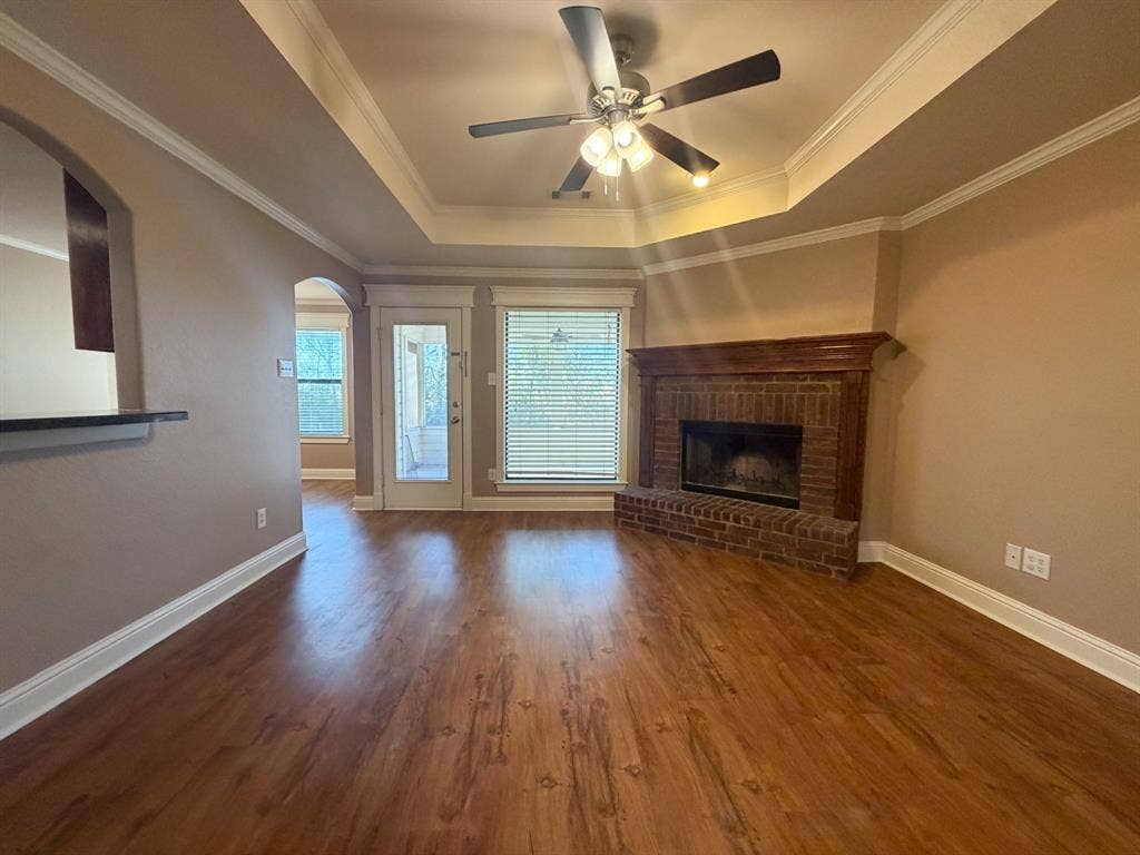 163 Highland Drive, Ennis, TX 75119 163 Highland Drive, Ennis, TX 75119