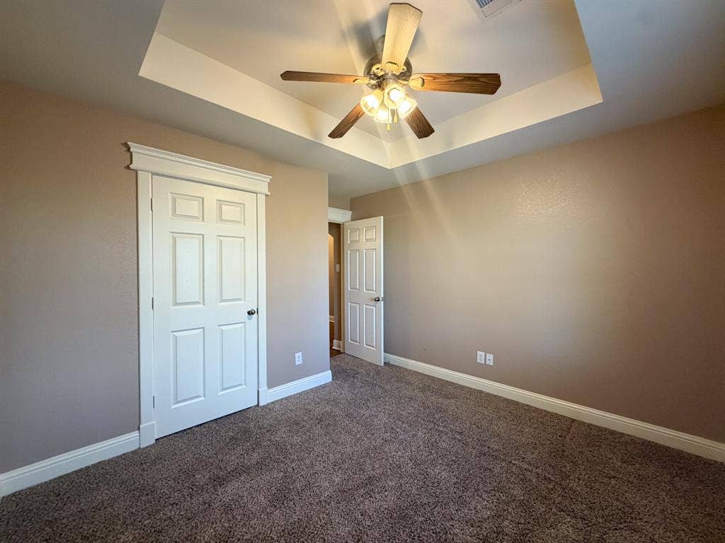 163 Highland Drive, Ennis, TX 75119 163 Highland Drive, Ennis, TX 75119