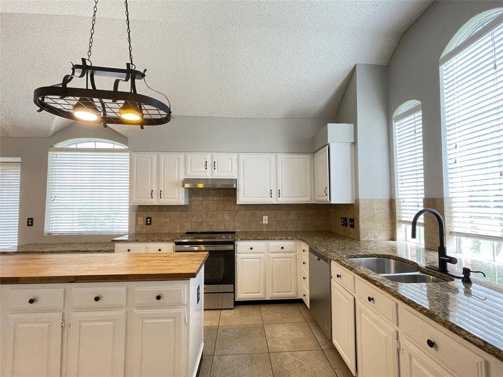 3616 Worthington Way, Plano, TX 75023 3616 Worthington Way, Plano, TX 75023