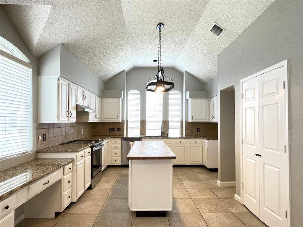 3616 Worthington Way, Plano, TX 75023 3616 Worthington Way, Plano, TX 75023