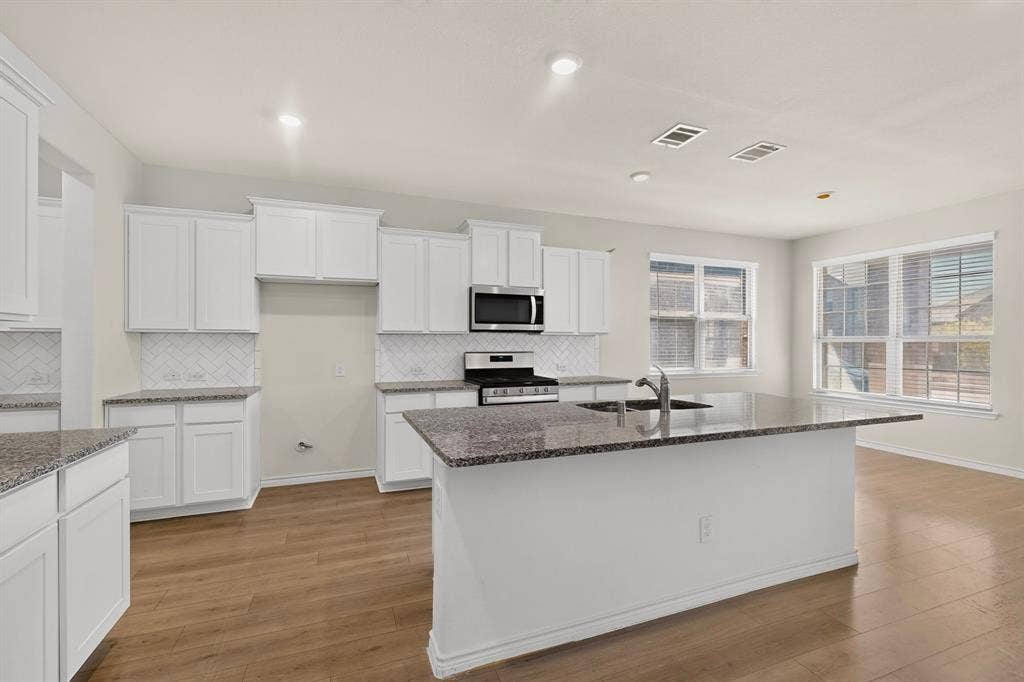 1601 Princeton Drive, Celina, TX 75009 1601 Princeton Drive, Celina, TX 75009