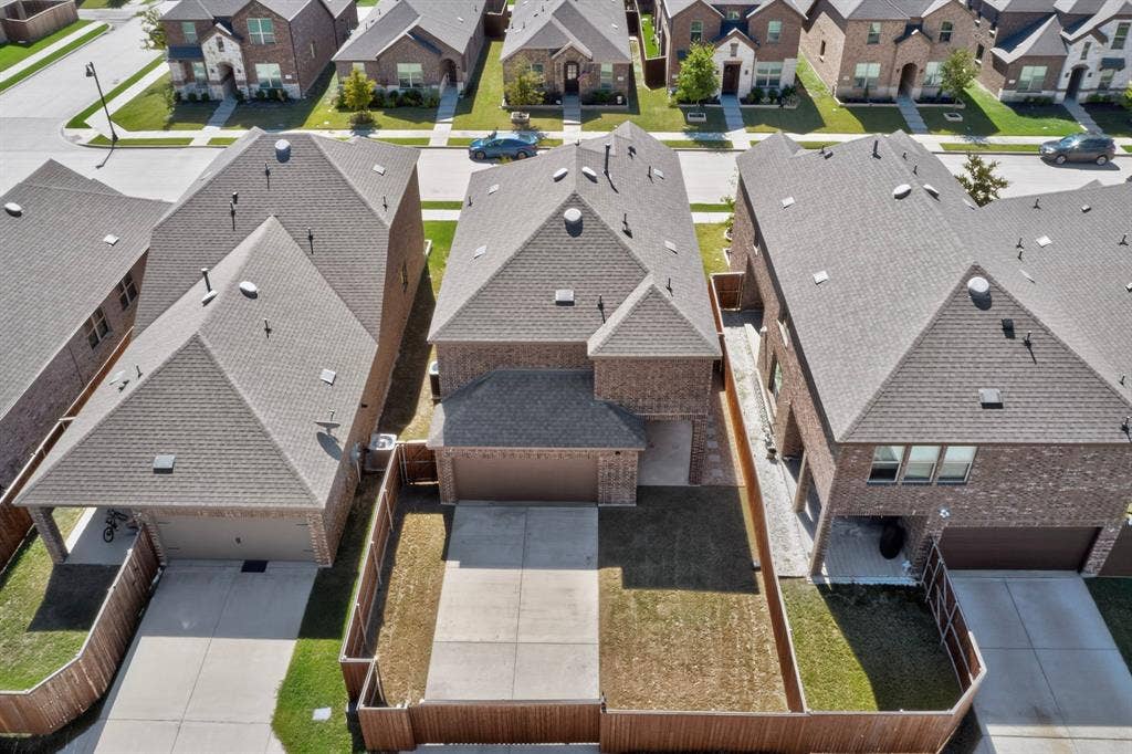 1601 Princeton Drive, Celina, TX 75009 1601 Princeton Drive, Celina, TX 75009