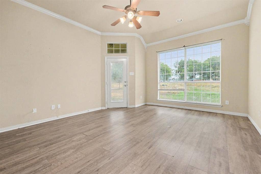 5840 Deerfield Lane, Midlothian, TX 76065