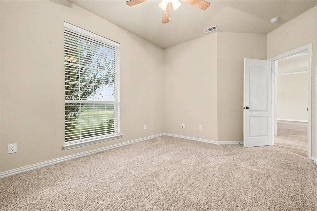 5840 Deerfield Lane, Midlothian, TX 76065