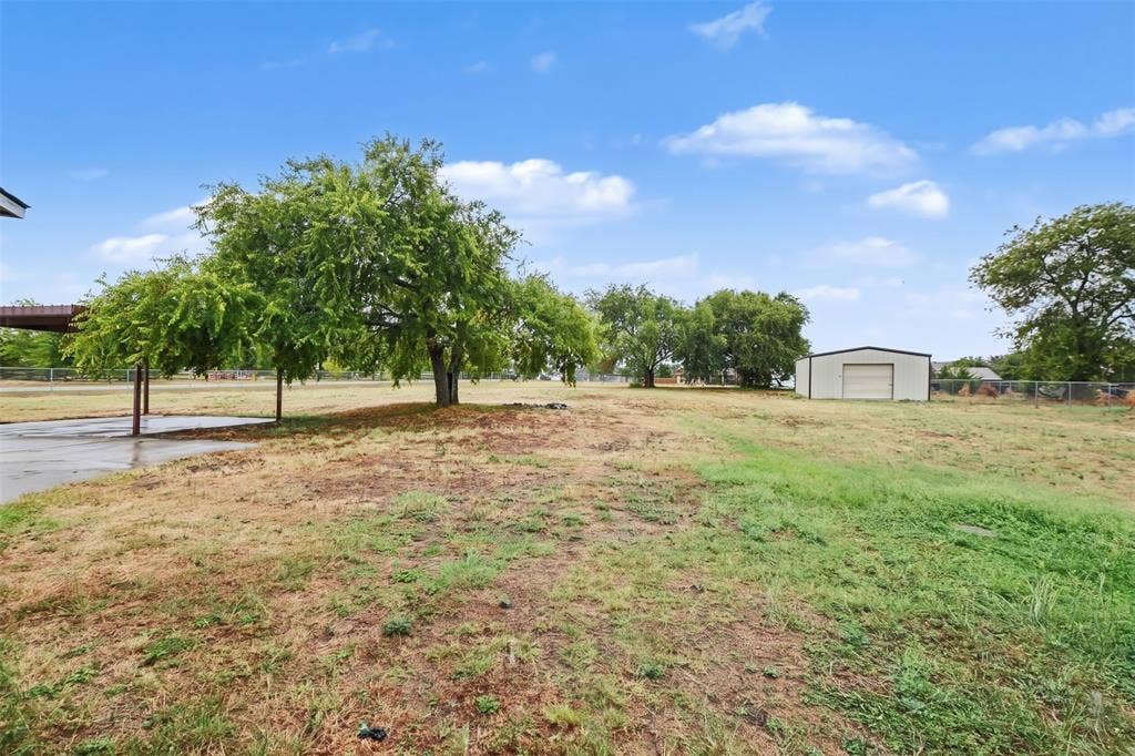 5840 Deerfield Lane, Midlothian, TX 76065
