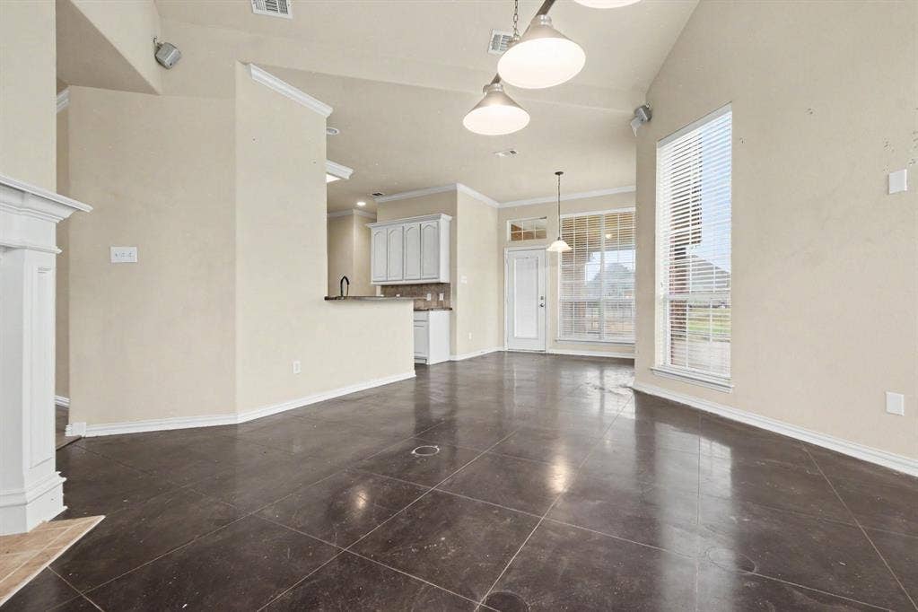 5840 Deerfield Lane, Midlothian, TX 76065