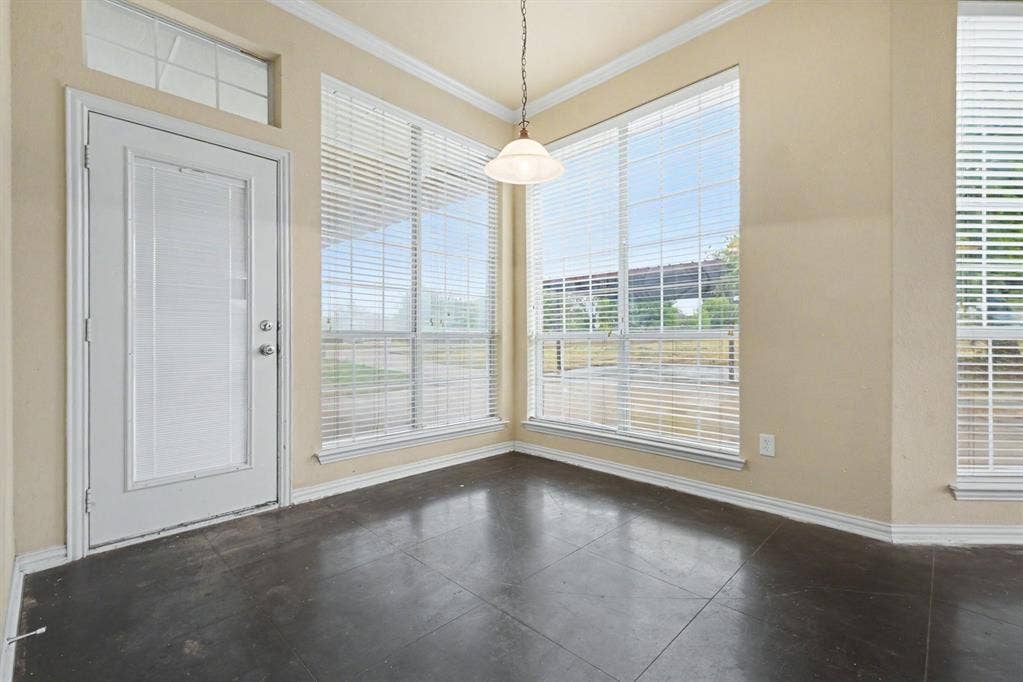 5840 Deerfield Lane, Midlothian, TX 76065