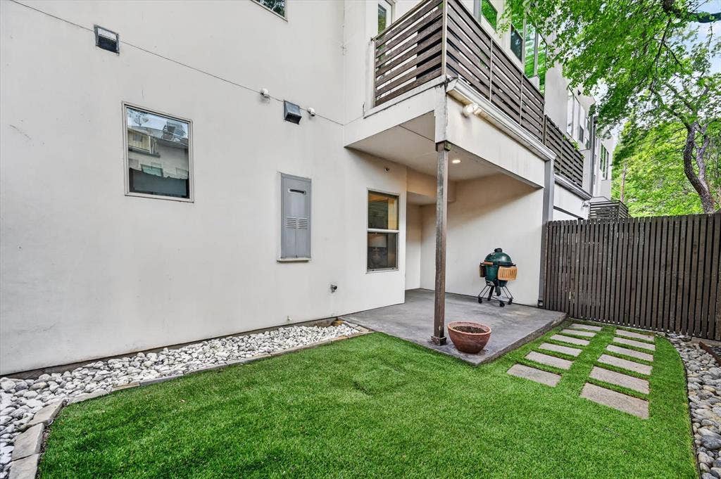 4230 Travis Street, #4, Dallas, TX 75205 4230 Travis Street, #4, Dallas, TX 75205
