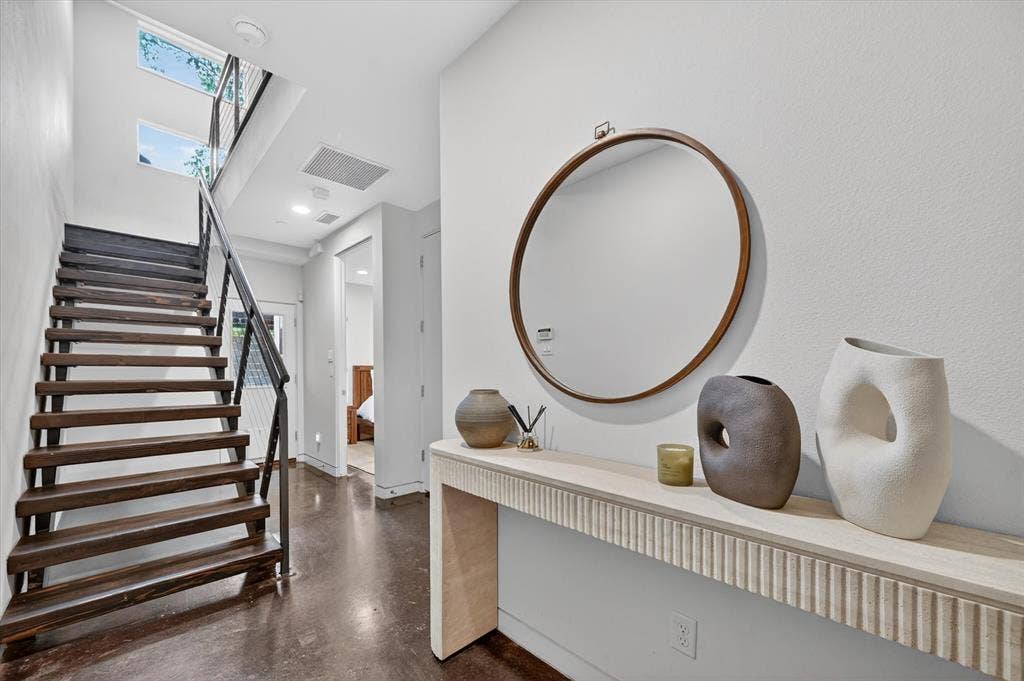 4230 Travis Street, #4, Dallas, TX 75205 4230 Travis Street, #4, Dallas, TX 75205