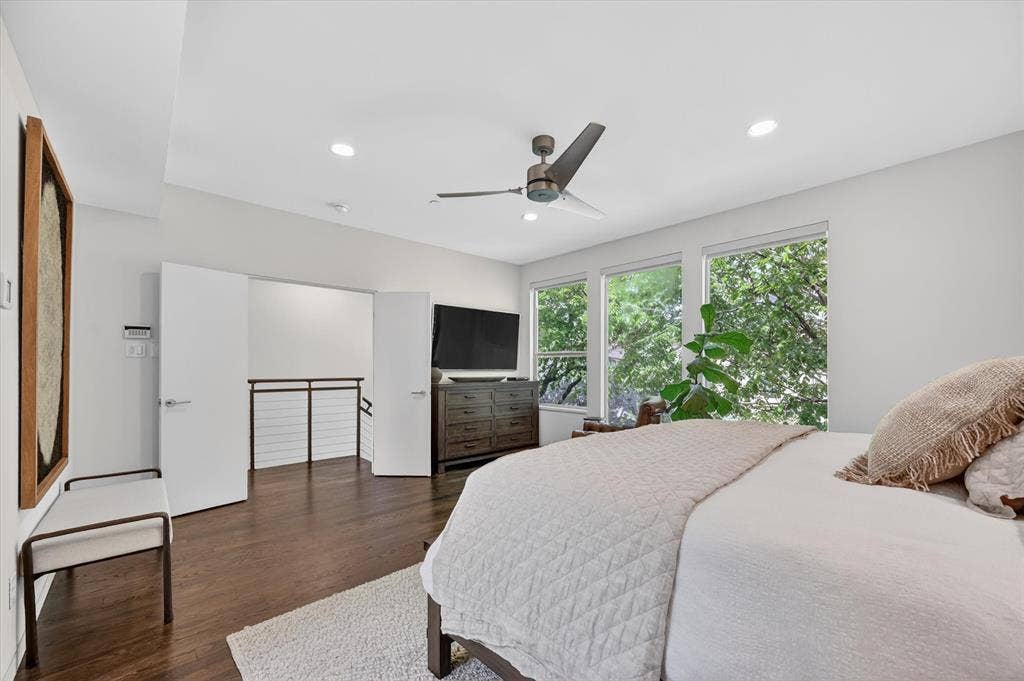 4230 Travis Street, #4, Dallas, TX 75205 4230 Travis Street, #4, Dallas, TX 75205