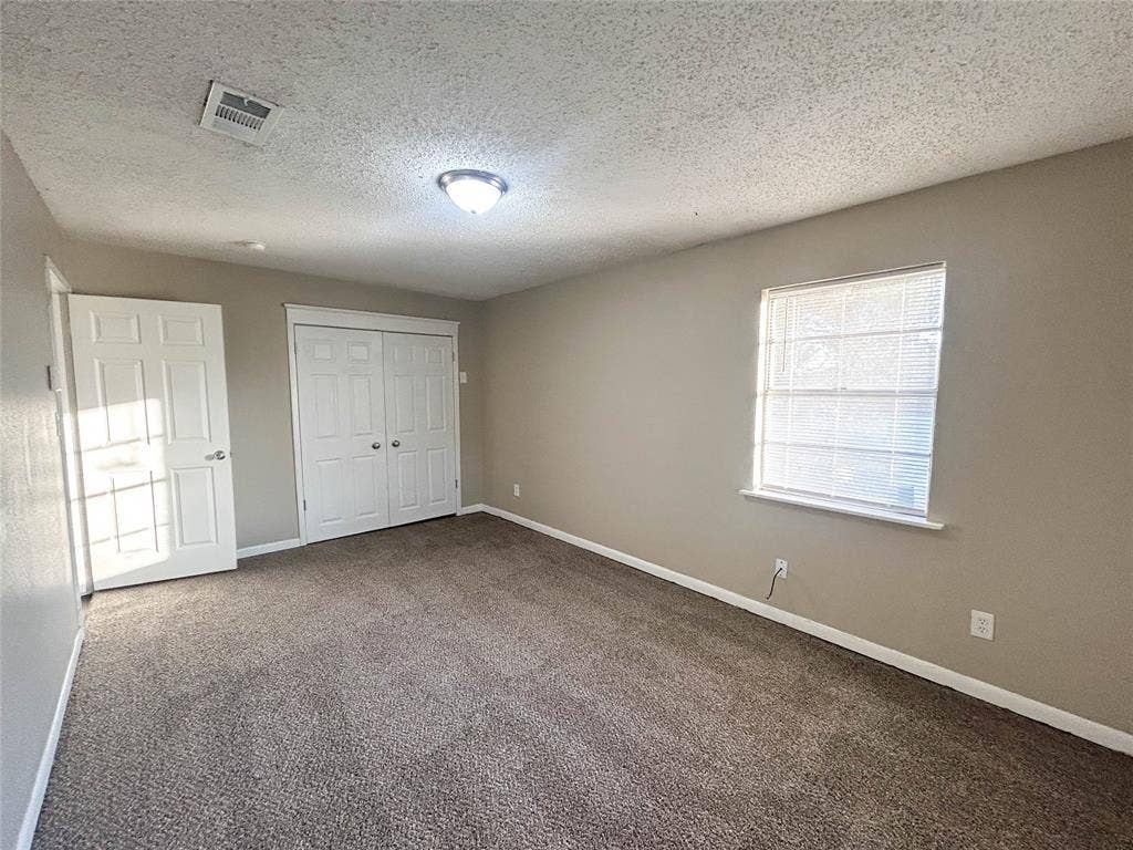 1312 N Shawnee Street, Ennis, TX 75119 1312 N Shawnee Street, Ennis, TX 75119