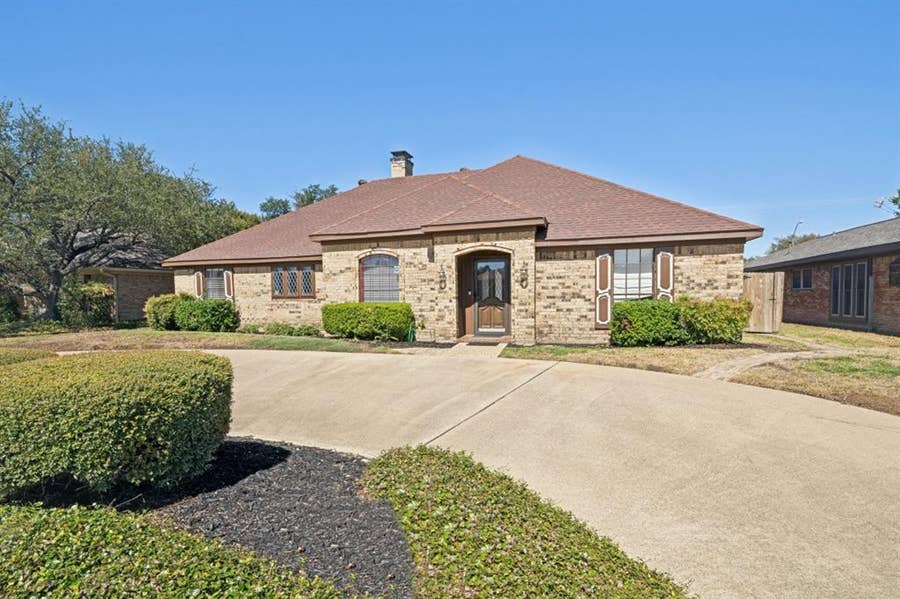 Property photo for 1505 Stonecrest Drive, Richardson, TX