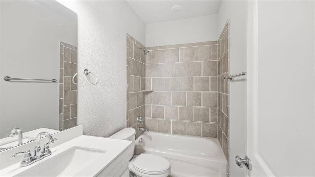 6247 Rilla Street, Frisco, TX 75035 6247 Rilla Street, Frisco, TX 75035