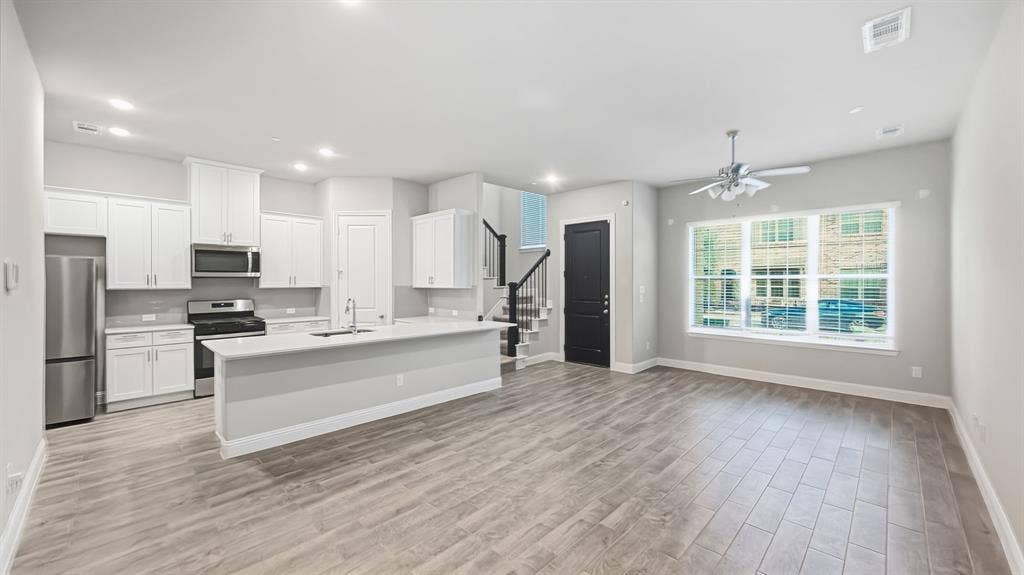 6247 Rilla Street, Frisco, TX 75035 6247 Rilla Street, Frisco, TX 75035