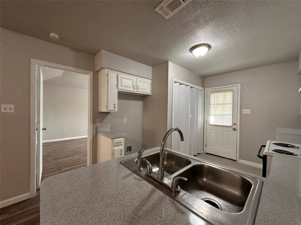 6317 Shasta Trail, Fort Worth, TX 76133 6317 Shasta Trail, Fort Worth, TX 76133