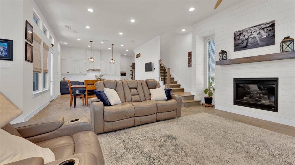 5925 Mayhew Court, McKinney, TX 75070 5925 Mayhew Court, McKinney, TX 75070