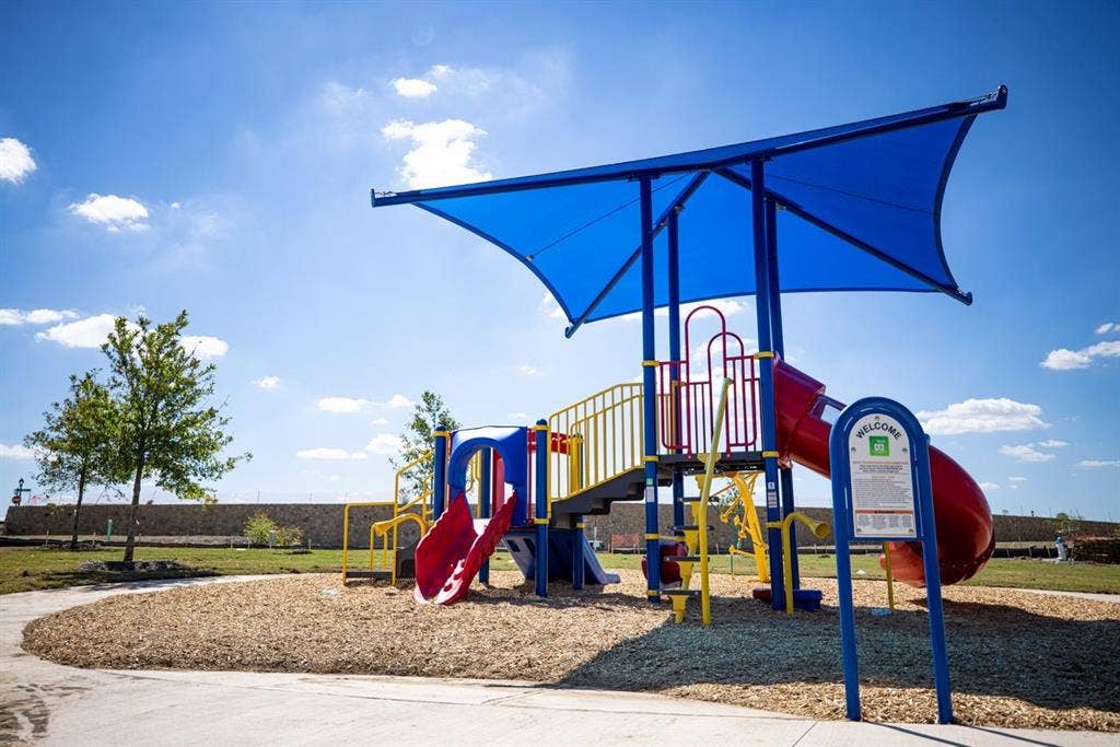2709 Travis Street, Celina, TX 75009 2709 Travis Street, Celina, TX 75009