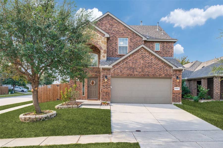 Property photo for 9801 Moccasin Creek Lane, McKinney, TX