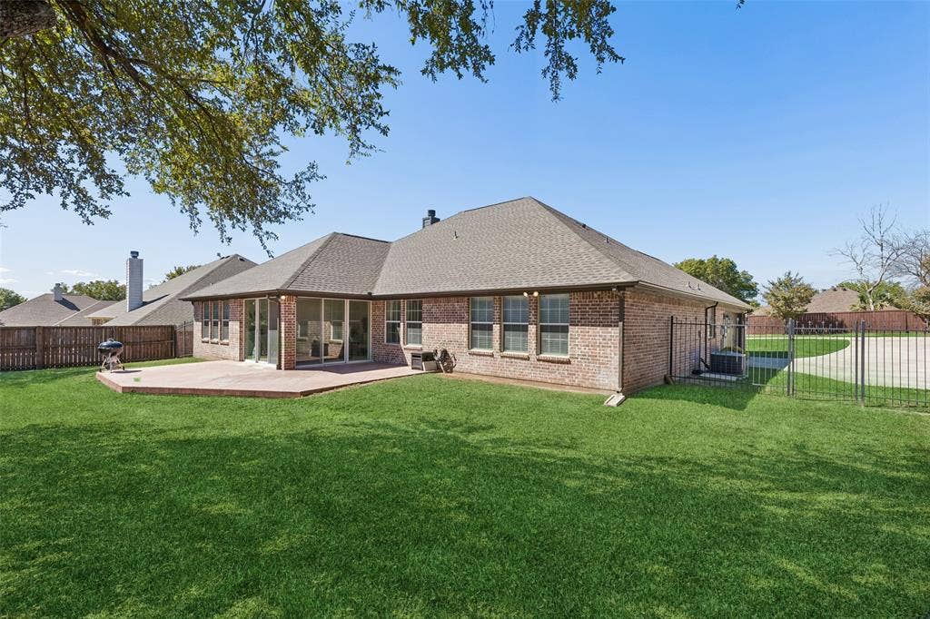 1208 Saddle Trail, Willow Park, TX 76087