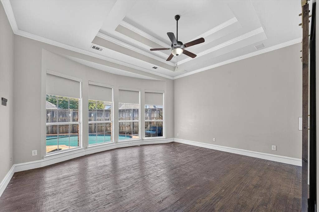 8004 Ashby Court, Plano, TX 75025 8004 Ashby Court, Plano, TX 75025