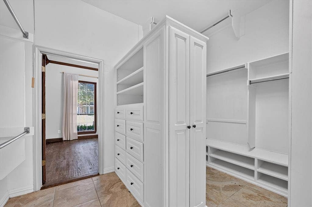 8004 Ashby Court, Plano, TX 75025 8004 Ashby Court, Plano, TX 75025