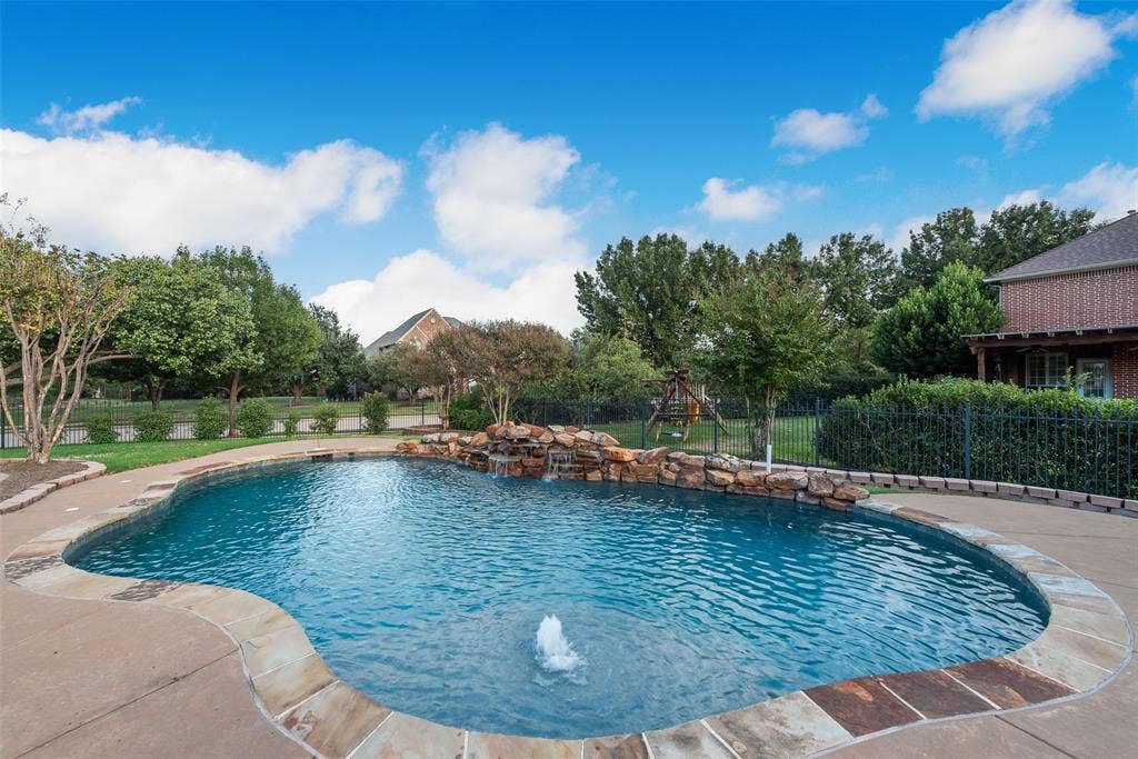1901 Big Bend Cove, Southlake, TX 76092 1901 Big Bend Cove, Southlake, TX 76092