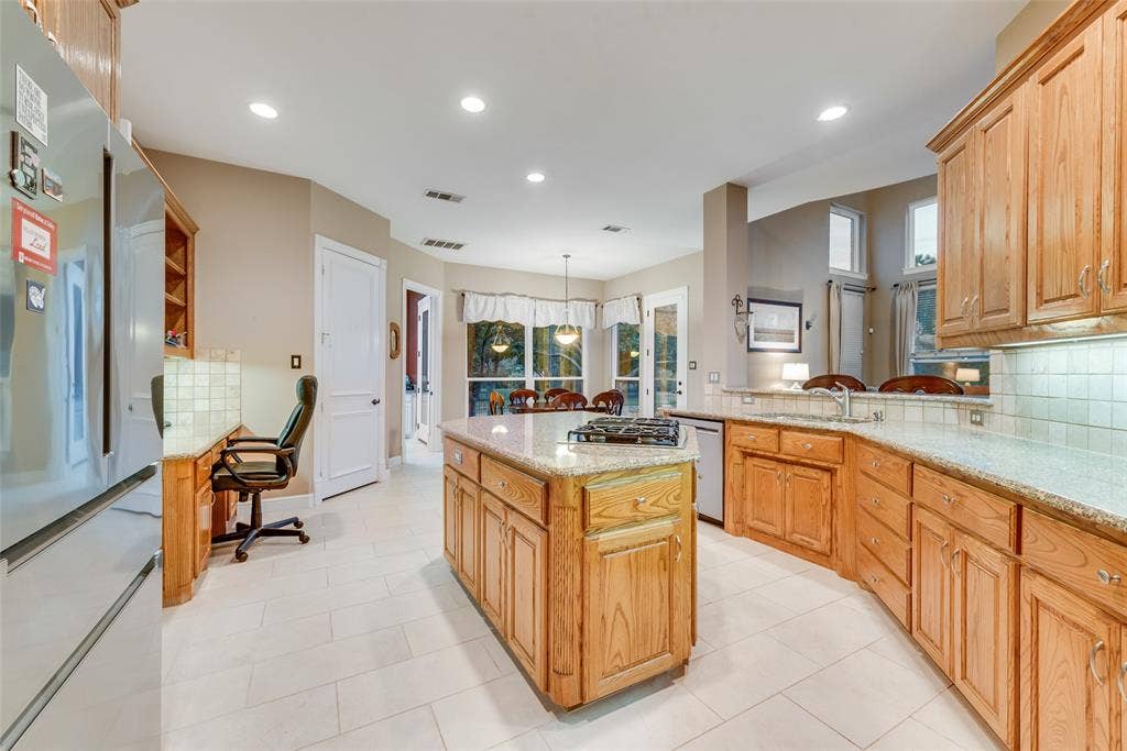1901 Big Bend Cove, Southlake, TX 76092 1901 Big Bend Cove, Southlake, TX 76092