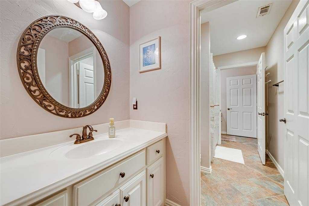1901 Big Bend Cove, Southlake, TX 76092 1901 Big Bend Cove, Southlake, TX 76092