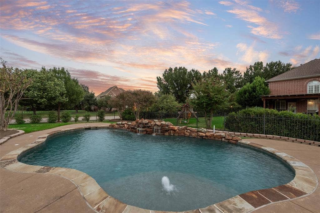 1901 Big Bend Cove, Southlake, TX 76092 1901 Big Bend Cove, Southlake, TX 76092