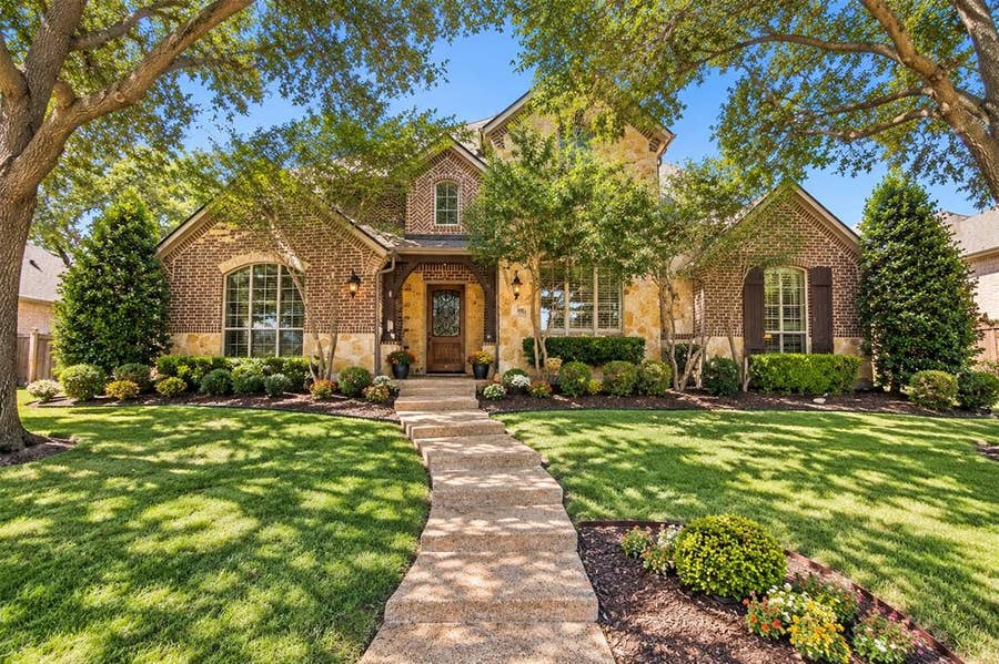 Property photo for 1401 Luckenbach Drive, Allen, TX