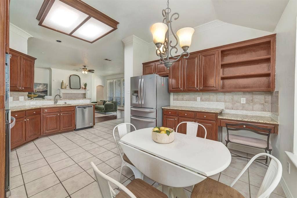 3308 Sedona Lane, Plano, TX 75025 3308 Sedona Lane, Plano, TX 75025