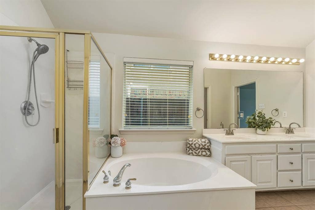 3308 Sedona Lane, Plano, TX 75025 3308 Sedona Lane, Plano, TX 75025