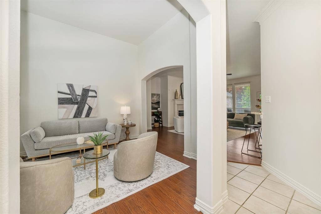 3308 Sedona Lane, Plano, TX 75025 Entr\y showing formal living room