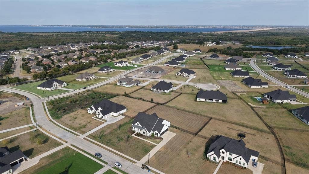 262 Vidrio Drive, Sunnyvale, TX 75182 262 Vidrio Drive, Sunnyvale, TX 75182