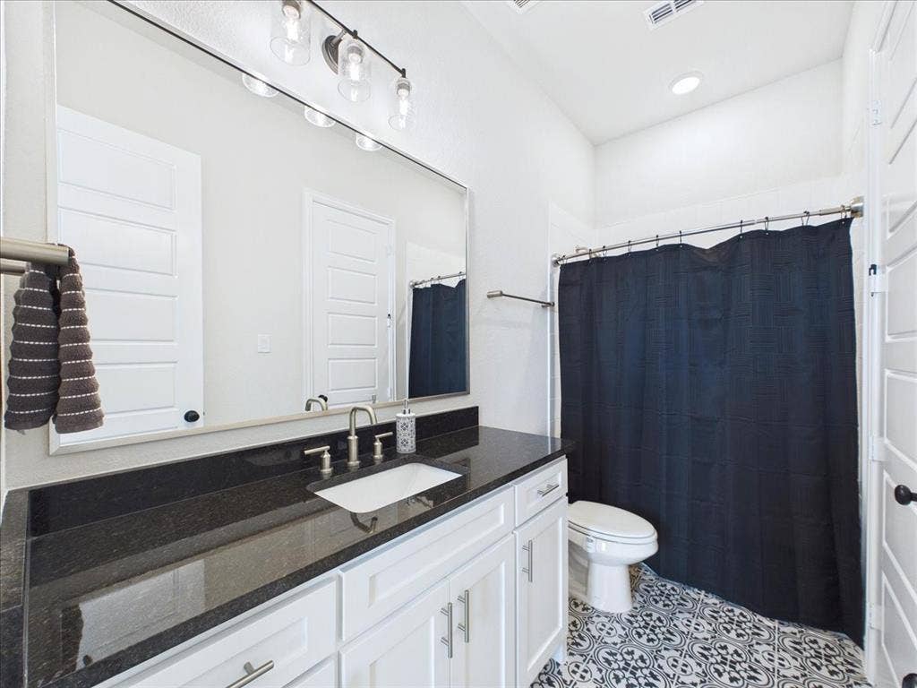 262 Vidrio Drive, Sunnyvale, TX 75182 262 Vidrio Drive, Sunnyvale, TX 75182