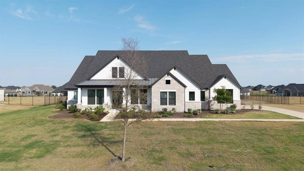 262 Vidrio Drive, Sunnyvale, TX 75182 262 Vidrio Drive, Sunnyvale, TX 75182
