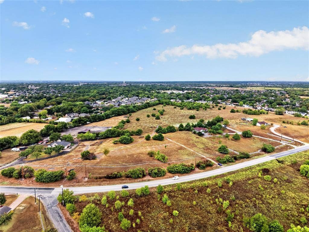 651 E Malloy Bridge Road, Seagoville, TX 75159 651 E Malloy Bridge Road, Seagoville, TX 75159