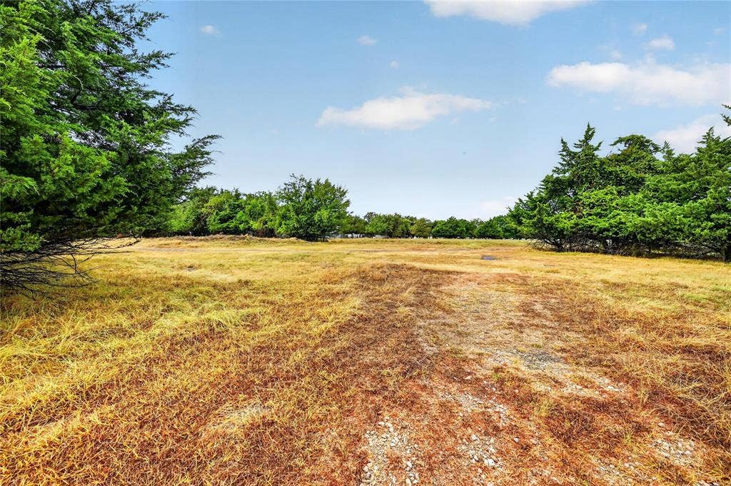 651 E Malloy Bridge Road, Seagoville, TX 75159 651 E Malloy Bridge Road, Seagoville, TX 75159