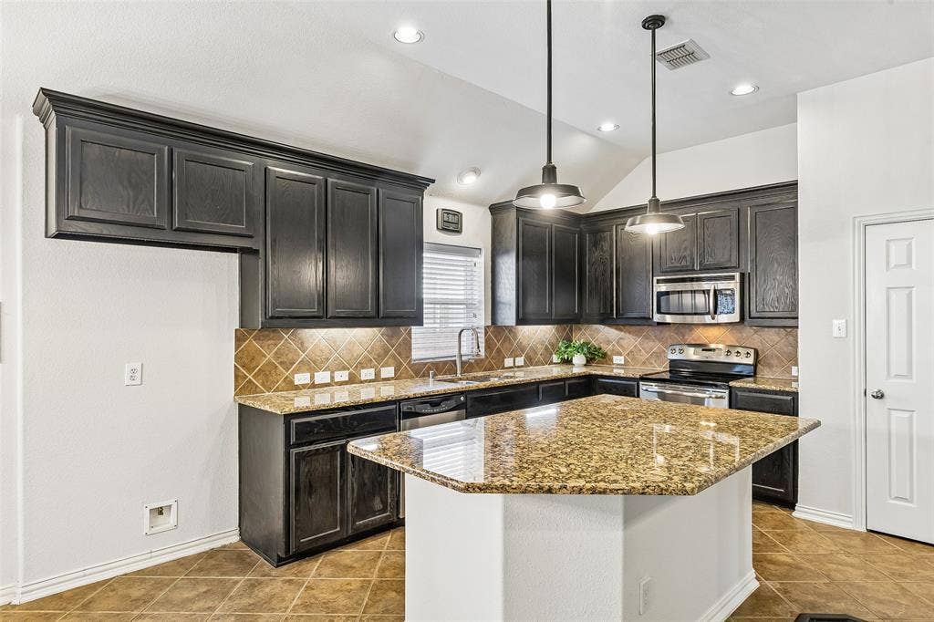 405 Highland Ridge Drive, Wylie, TX 75098 405 Highland Ridge Drive, Wylie, TX 75098